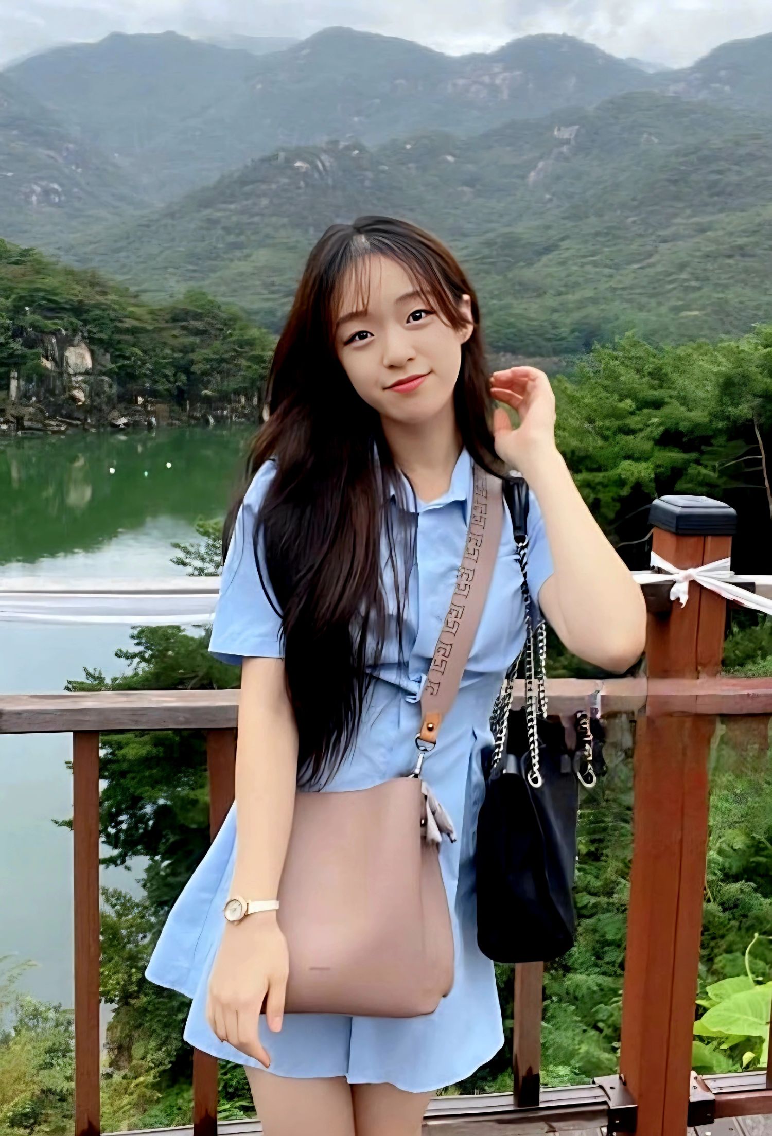 Behind-the-scenes cut of Chae Suhyeon