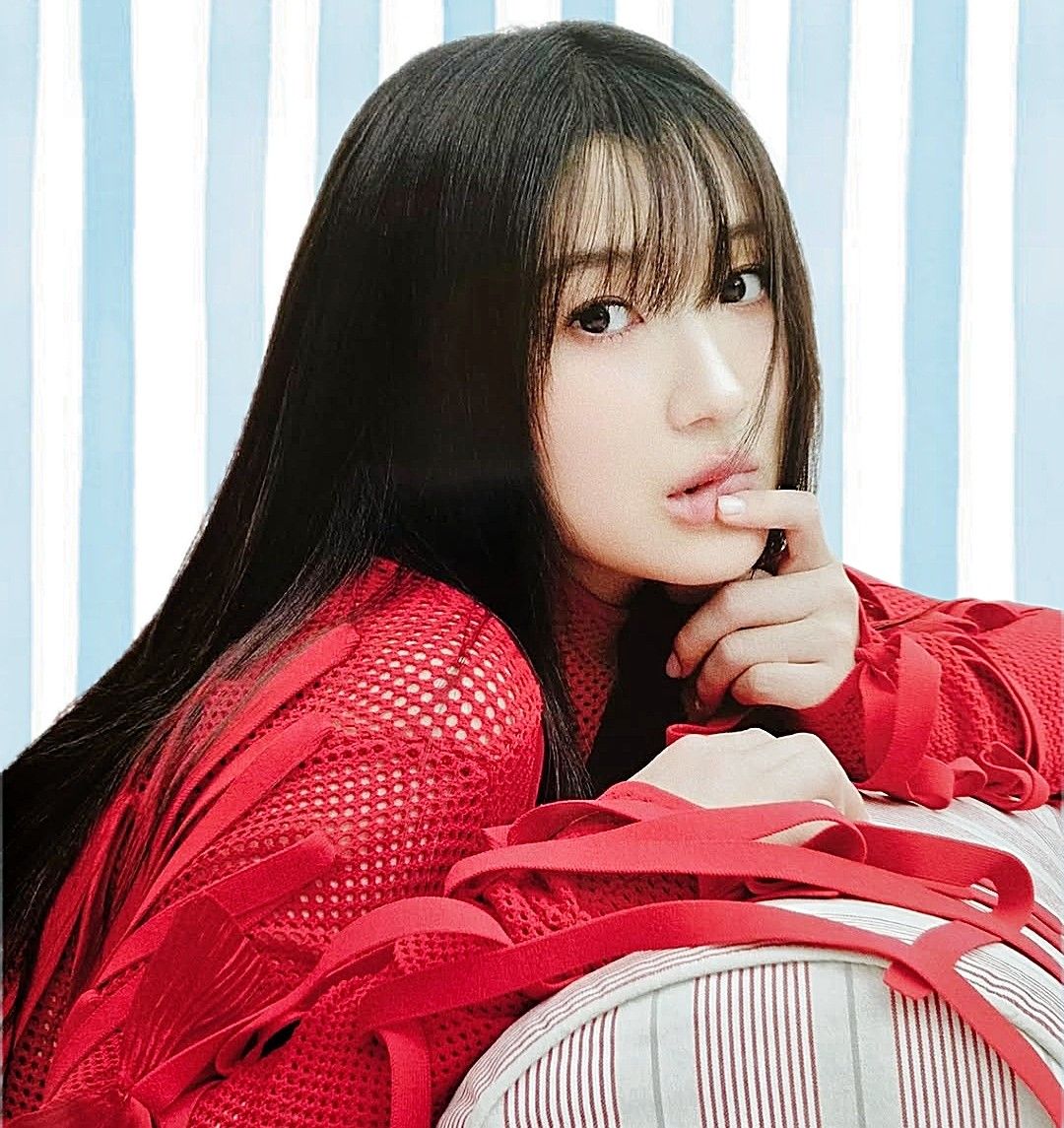 Latest photo of Kim Hyeyoon