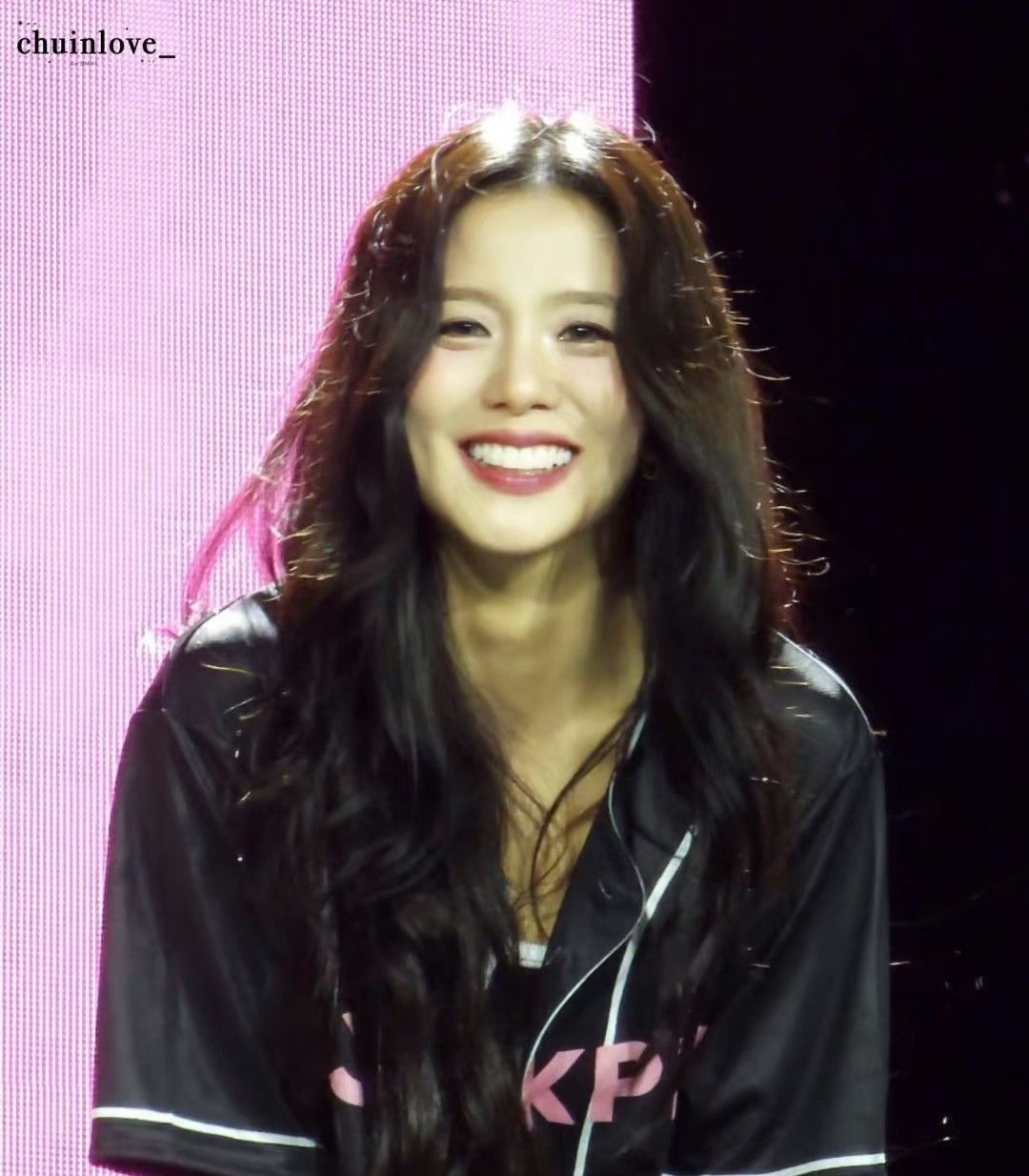 Recent activity shot of Jisoo (1995)