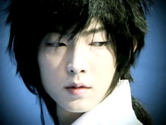 Recent activity shot of Lee Joongi