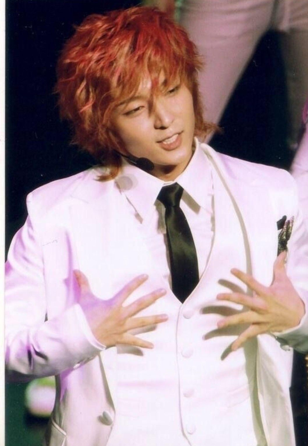 Behind-the-scenes cut of Lee Joongi