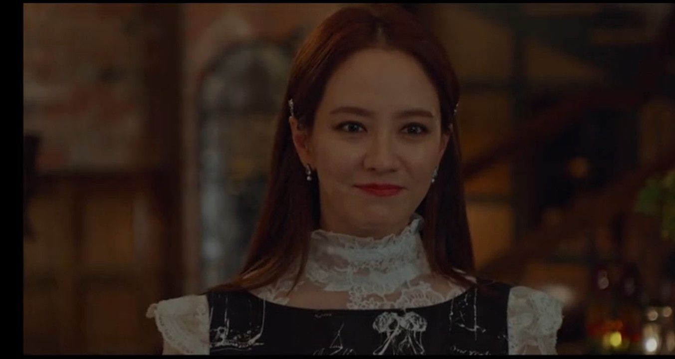 A moment captured by a fan of Song Jihyo