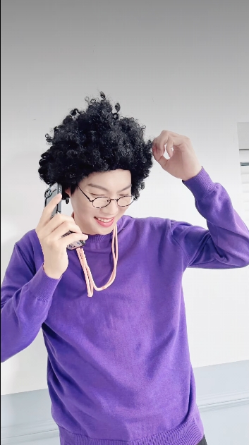 Behind-the-scenes cut of Son Taejin