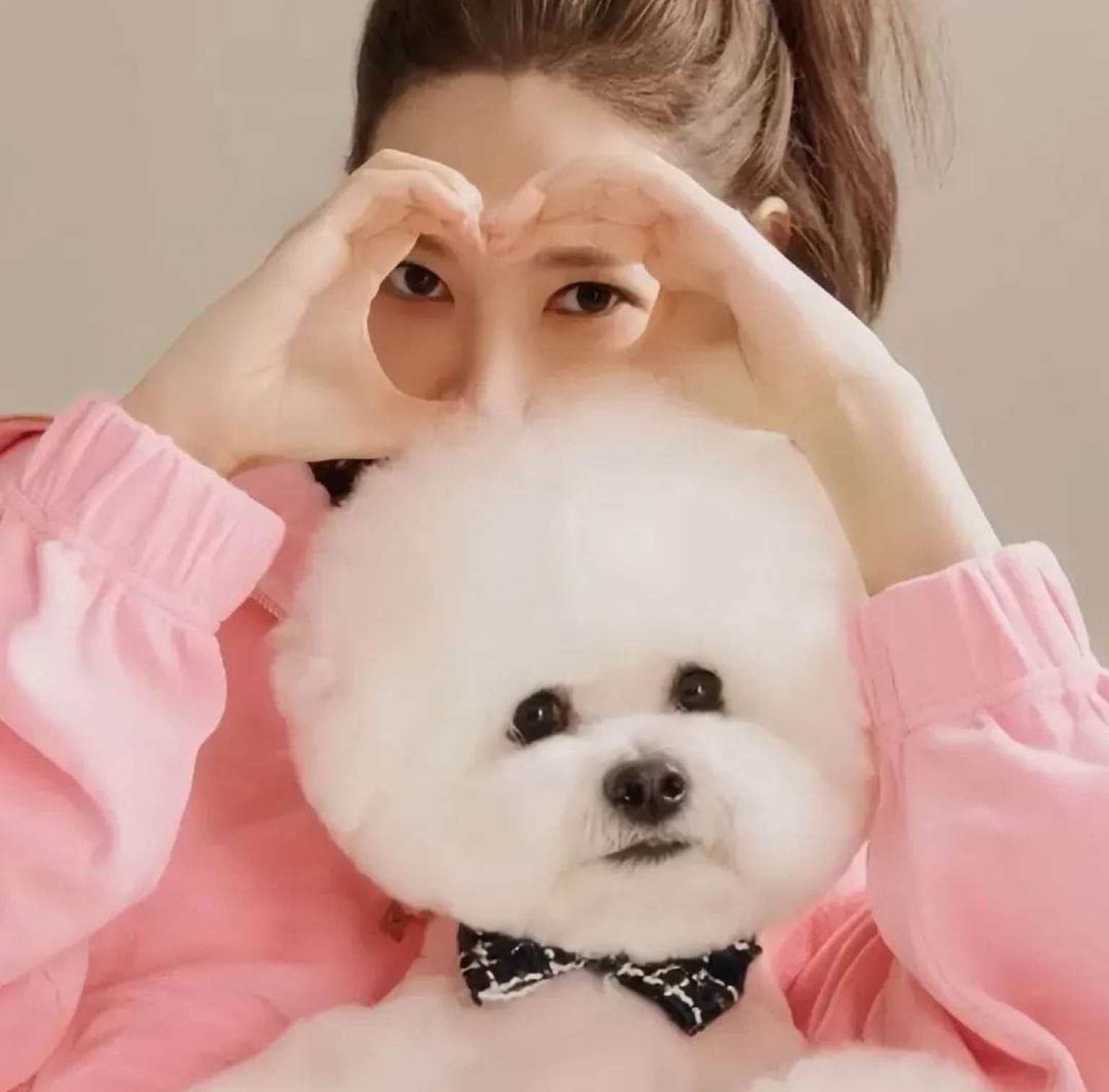 Behind-the-scenes cut of Park Minyoung