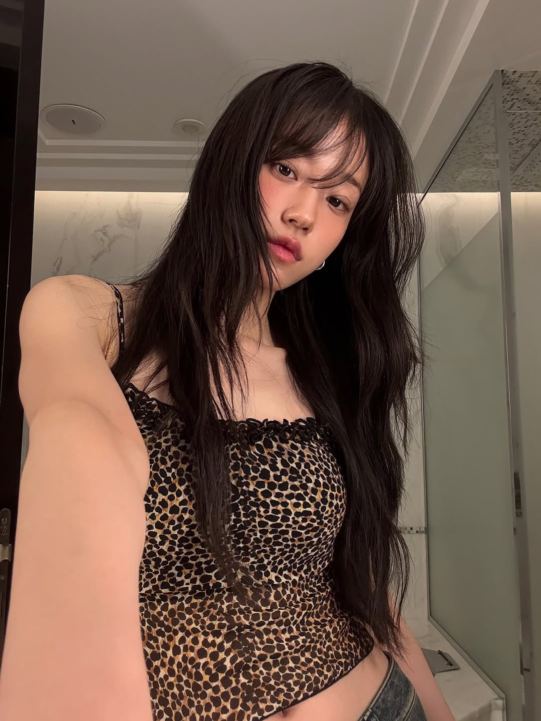 Latest photo of Roh Yoonseo