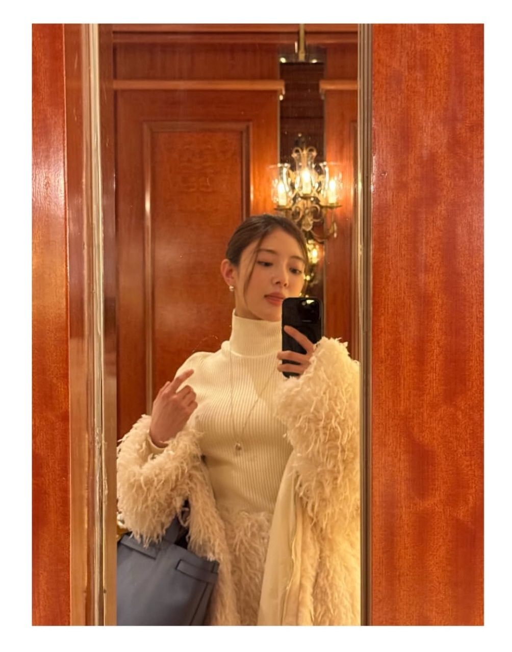 A moment captured by a fan of Lee Seyoung