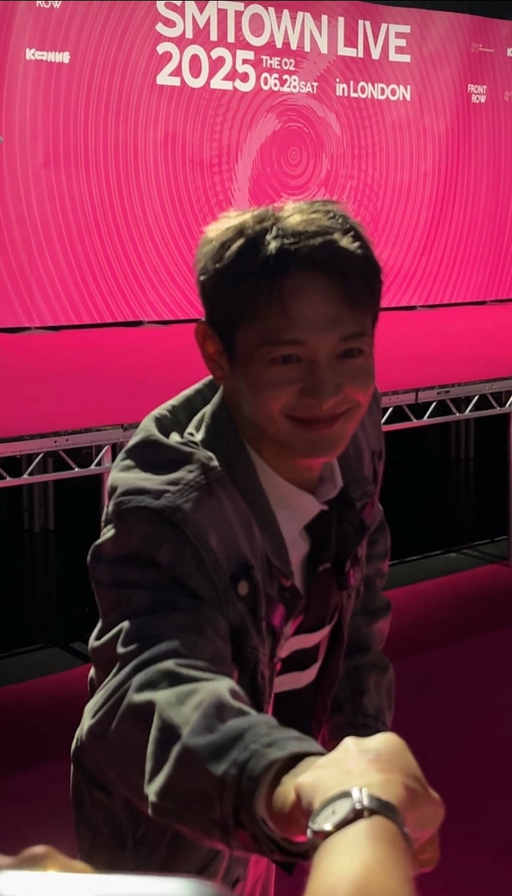 Choi Minho background image recommended by Choeaedol Celeb fandom
