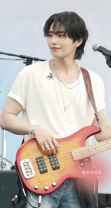 A moment captured by a fan of Kim Jaeyoung