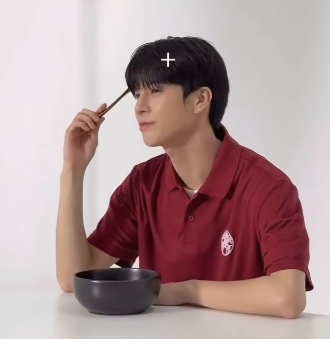 Momen yang diabadikan oleh penggemar Jeong Dongwon