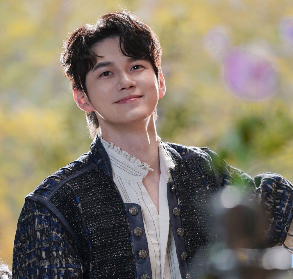 Recent activity shot of Ong Seongwu