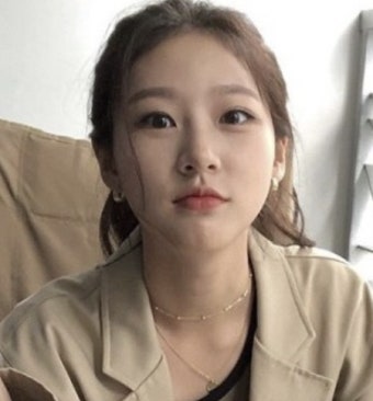 Recent activity shot of Kim Saeron