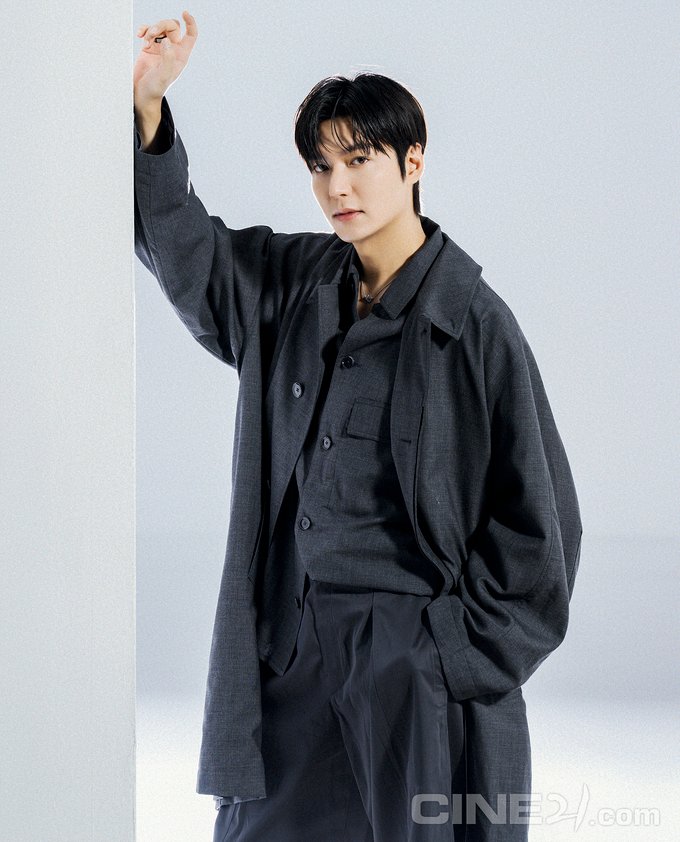 李敏镐的最新照片