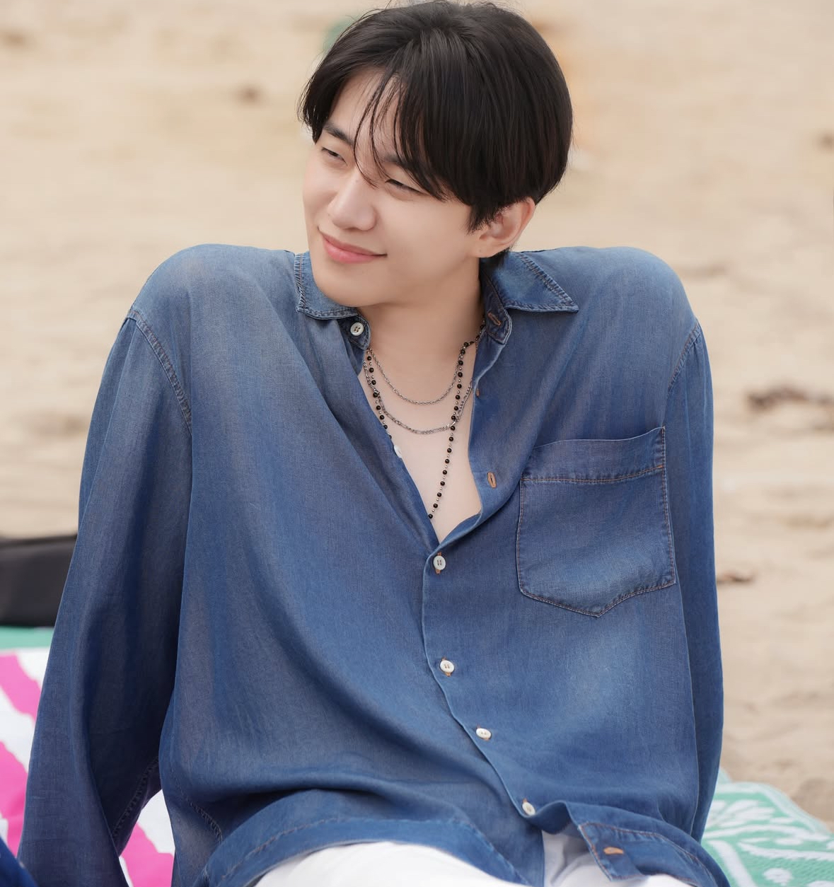 イ・ジュノのビハインドカット