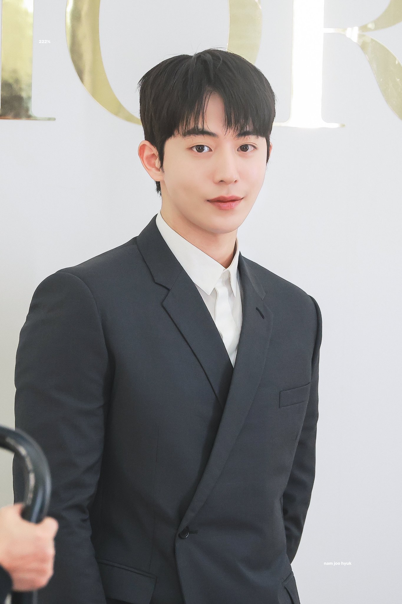 Behind-the-scenes cut of Nam Joohyuk