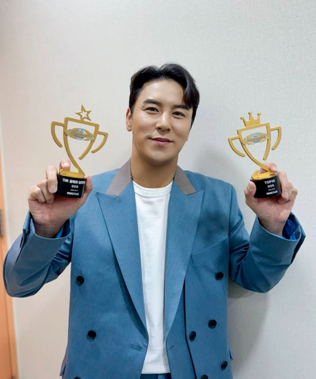 Behind-the-scenes cut of Jang Minho