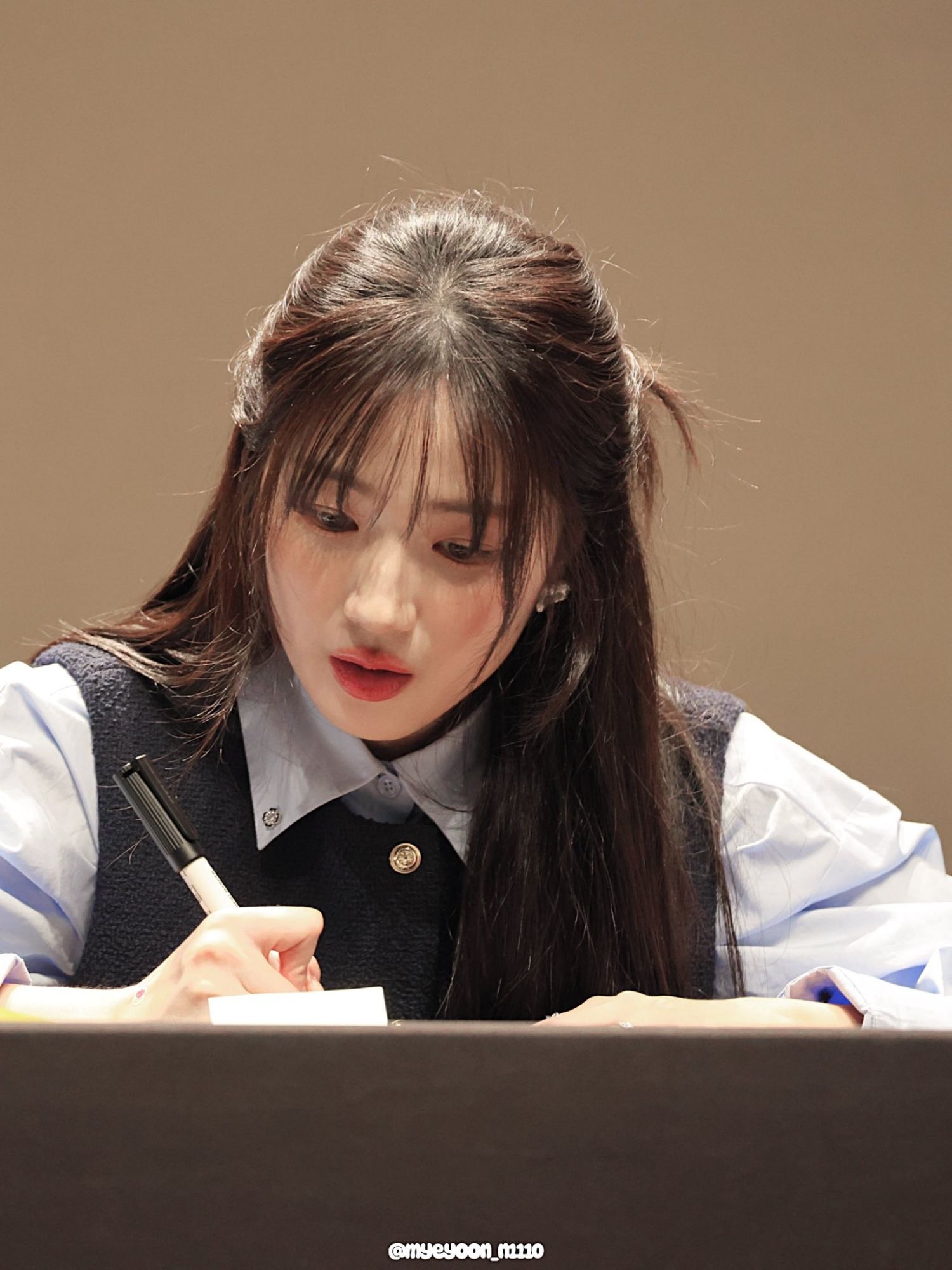 Latest photo of Kim Hyeyoon