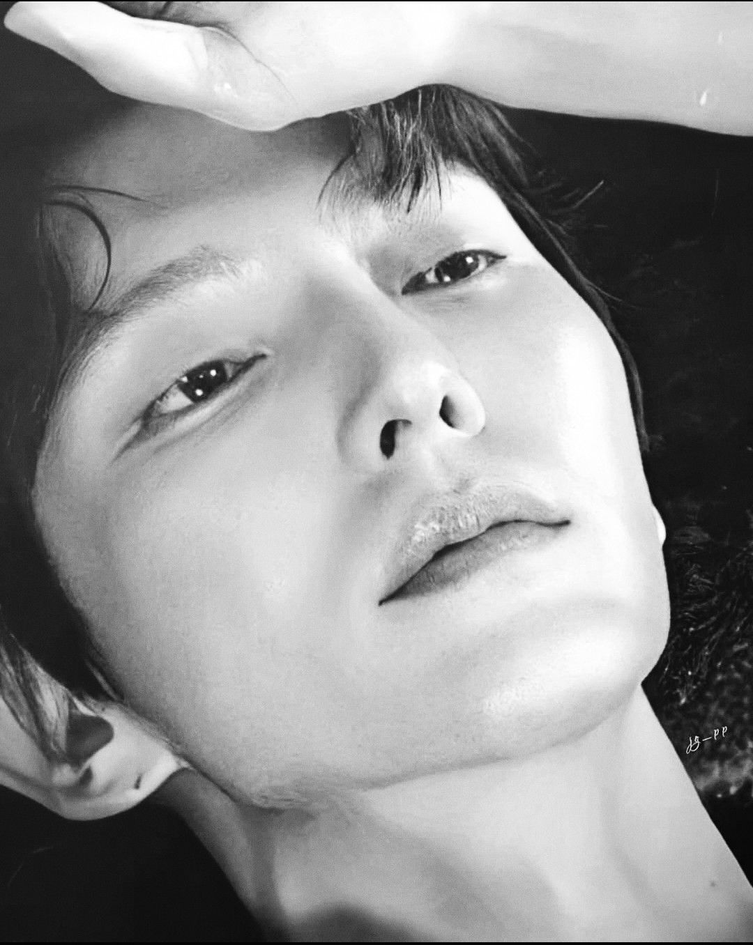 Behind-the-scenes cut of Lee Joongi