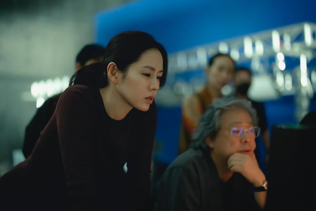 Behind-the-scenes cut of Son Yejin