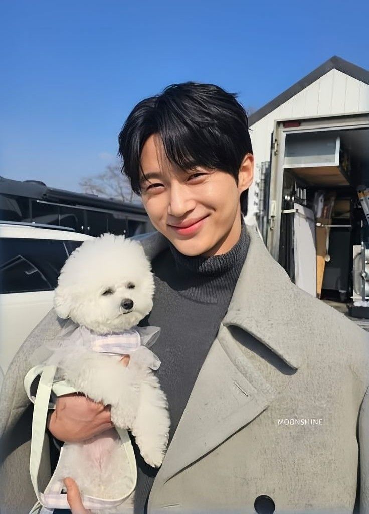 粉絲拍下的邊佑錫瞬間