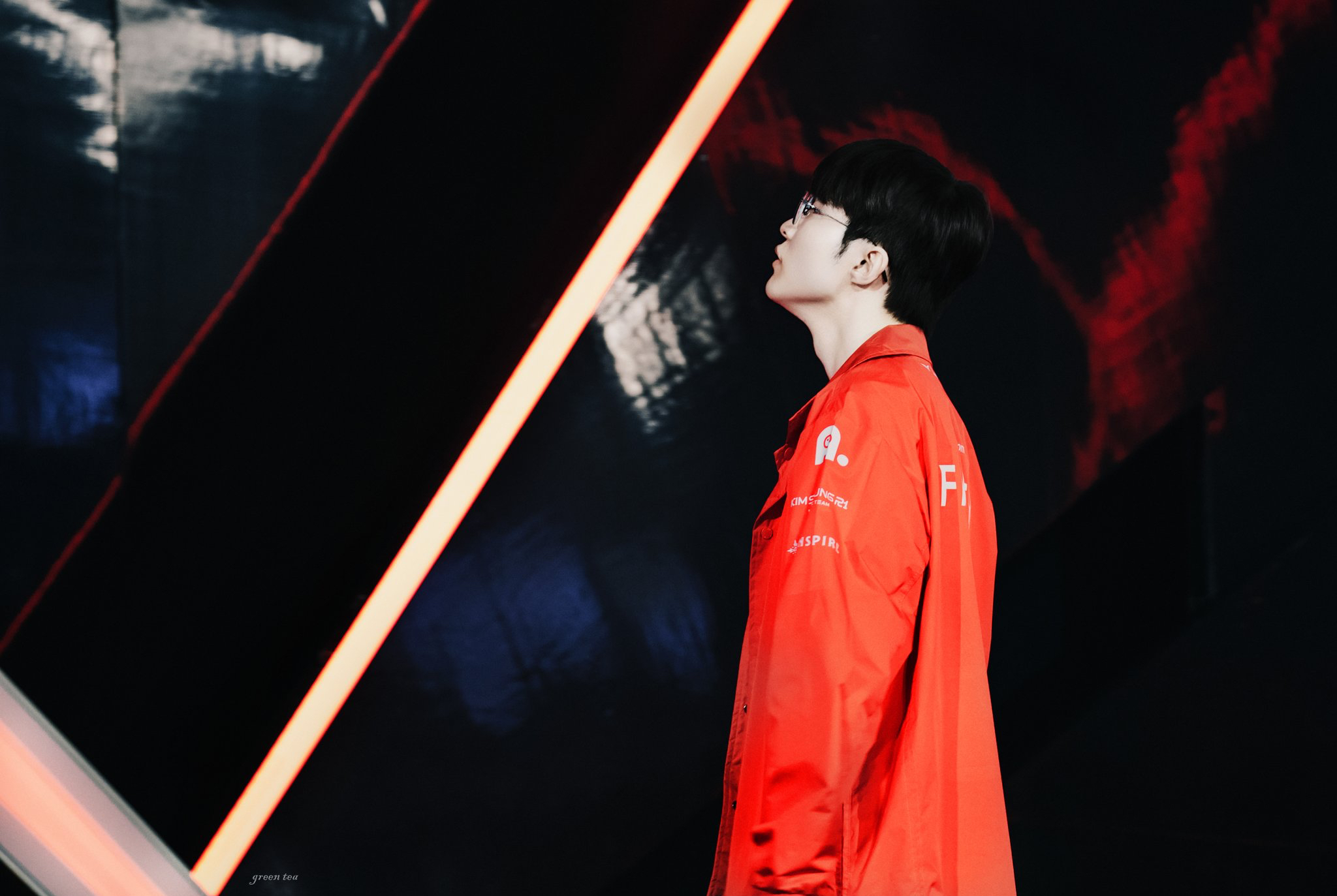 Behind-the-scenes cut of Faker