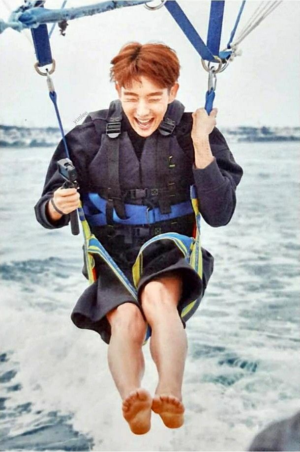 Behind-the-scenes cut of Lee Joongi