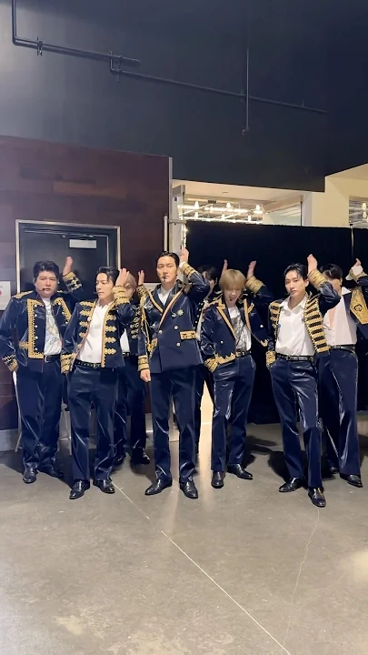 Recent activity shot of Choi Siwon