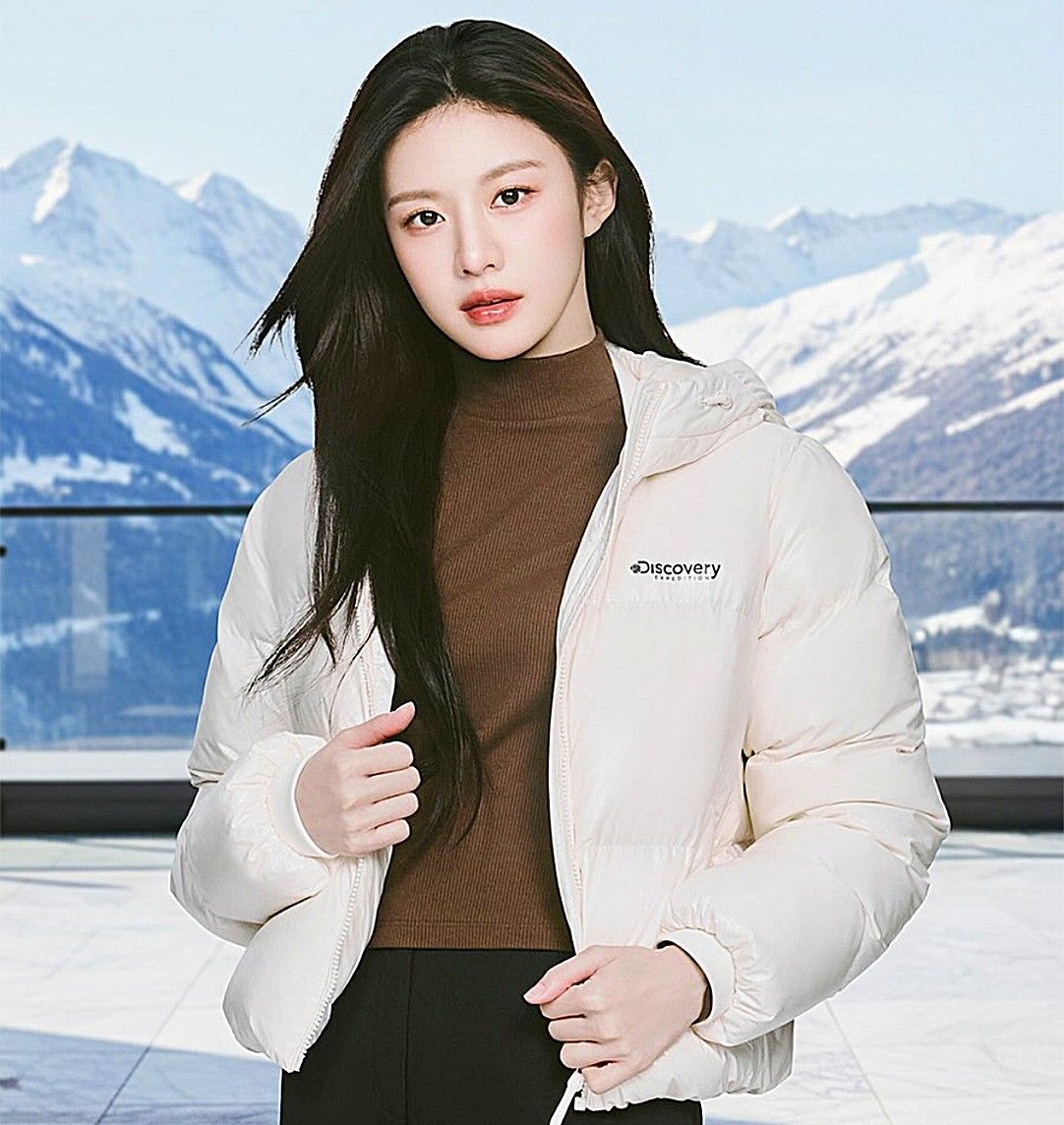 Behind-the-scenes cut of Go Younjung