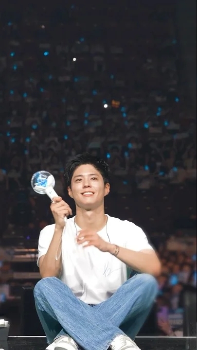 Today's popular wallpaper in Park Bogum community