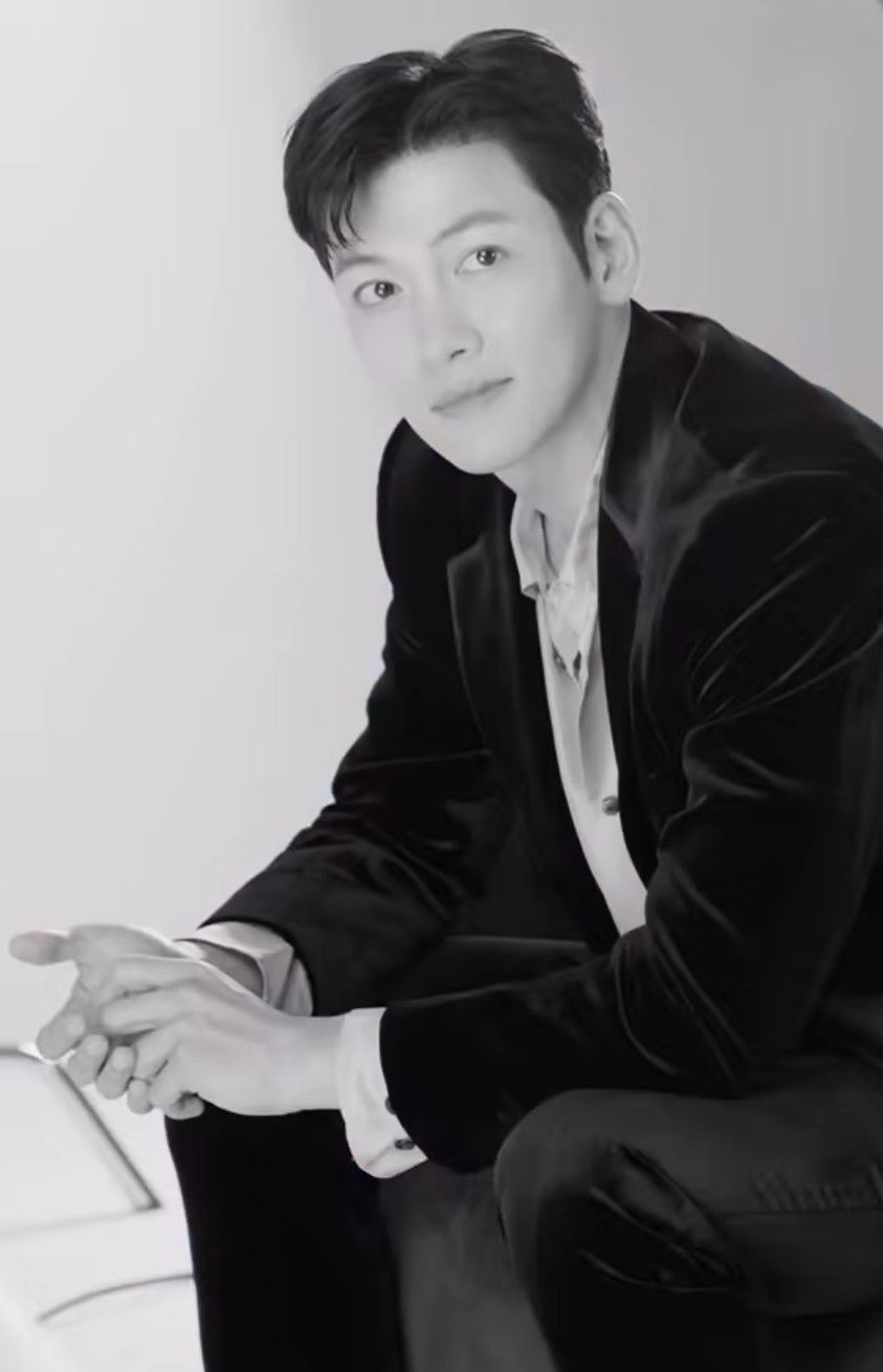 Recent activity shot of Ji Changwook