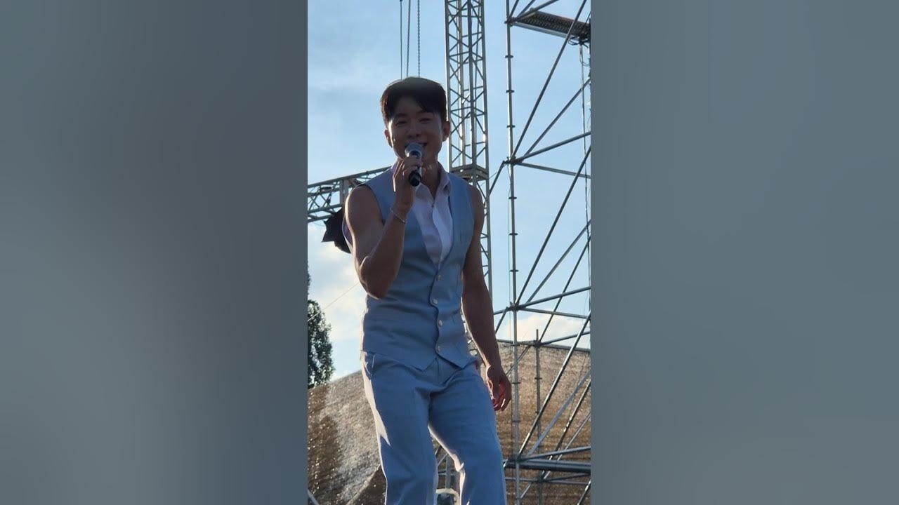 A moment captured by a fan of Na Taejoo