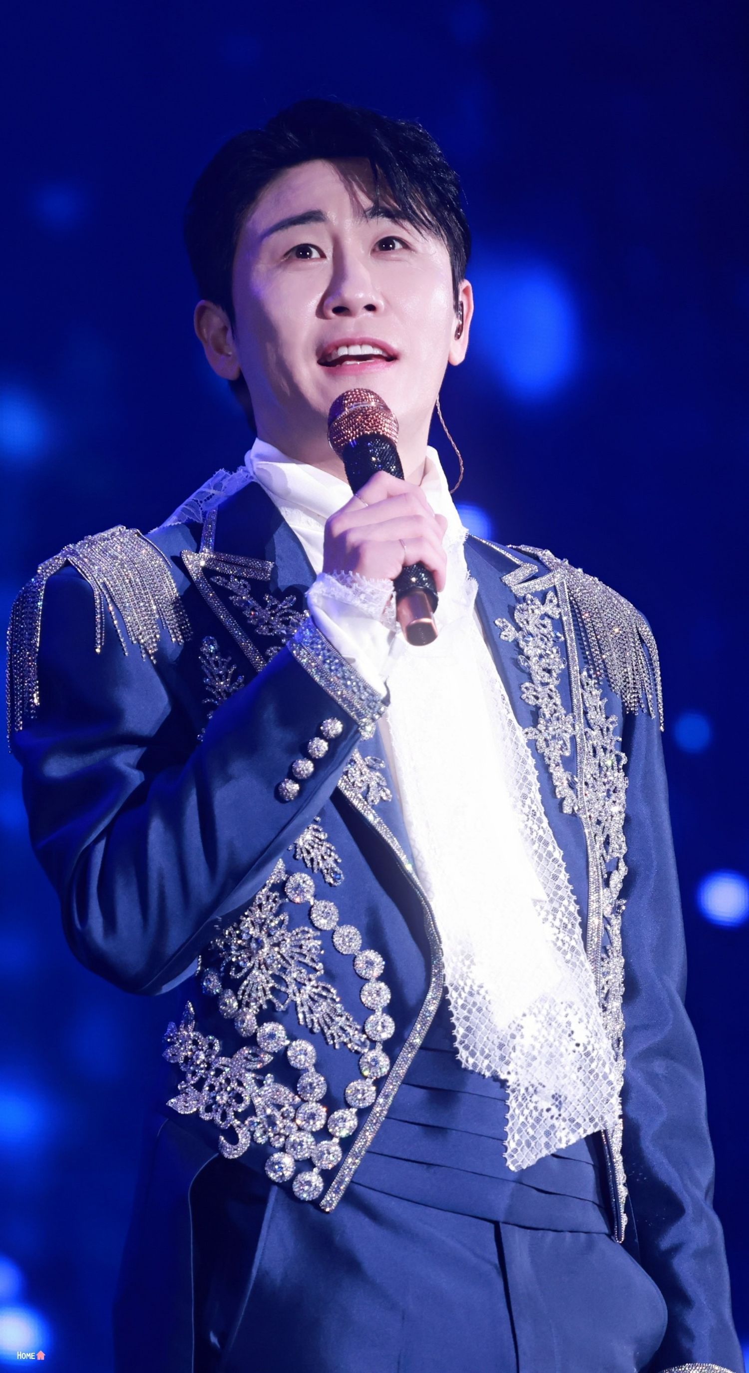 Young Tak background image recommended by Choeaedol Celeb fandom