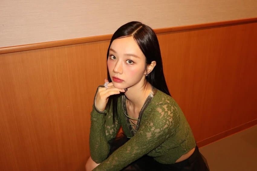 Behind-the-scenes cut of Hyeri