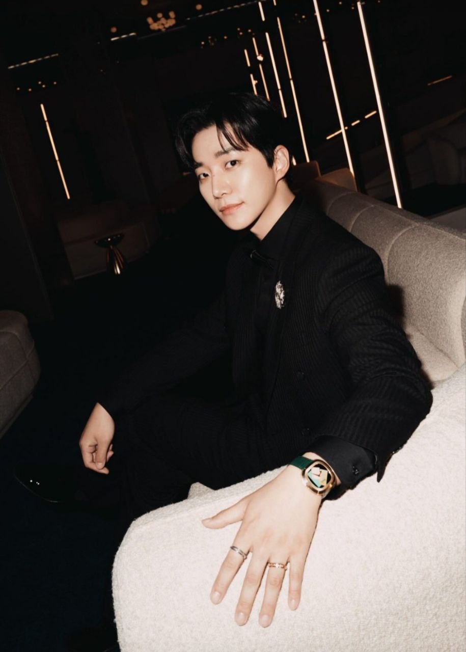 Recent activity shot of Lee Junho