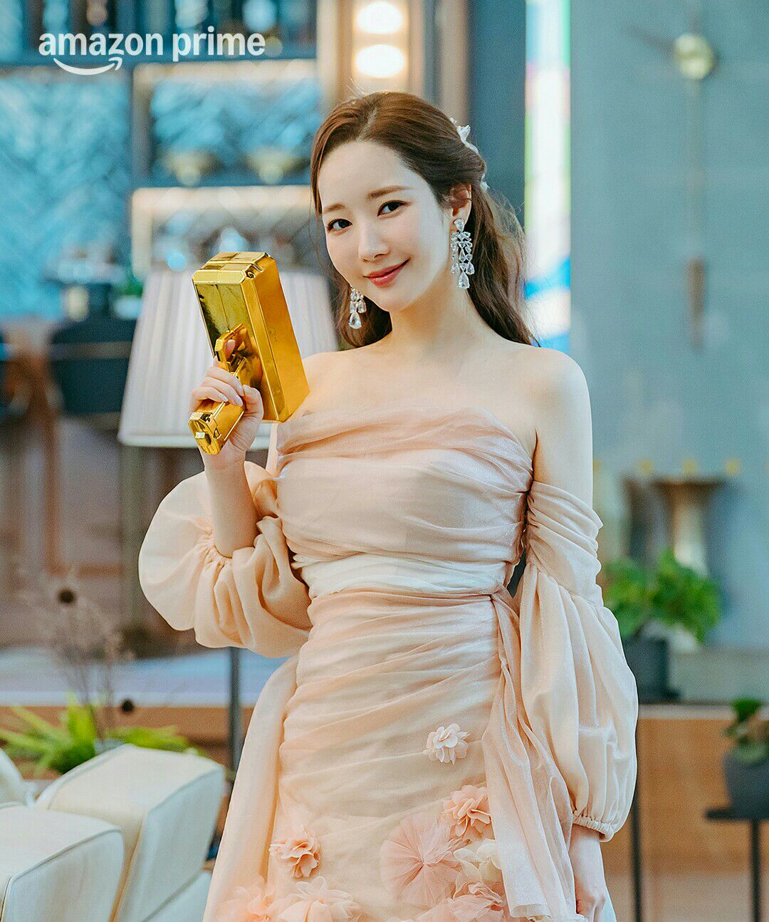 パク・ミニョンの最近の活動ショット