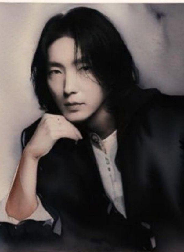 Latest photo of Lee Joongi