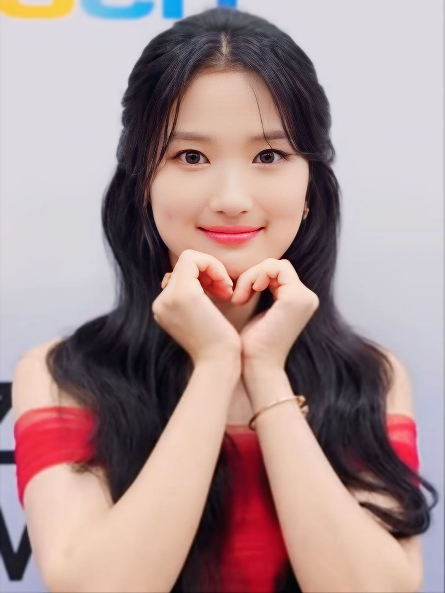 Latest photo of Kim Hyeyoon
