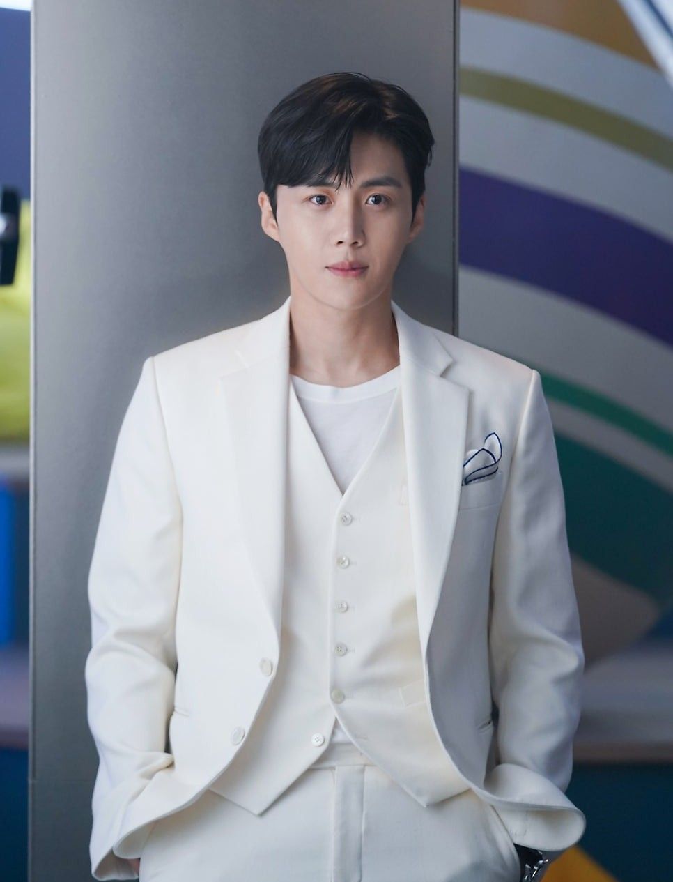 Behind-the-scenes cut of Kim Seonho