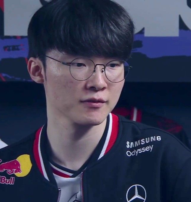 Latest photo of Faker