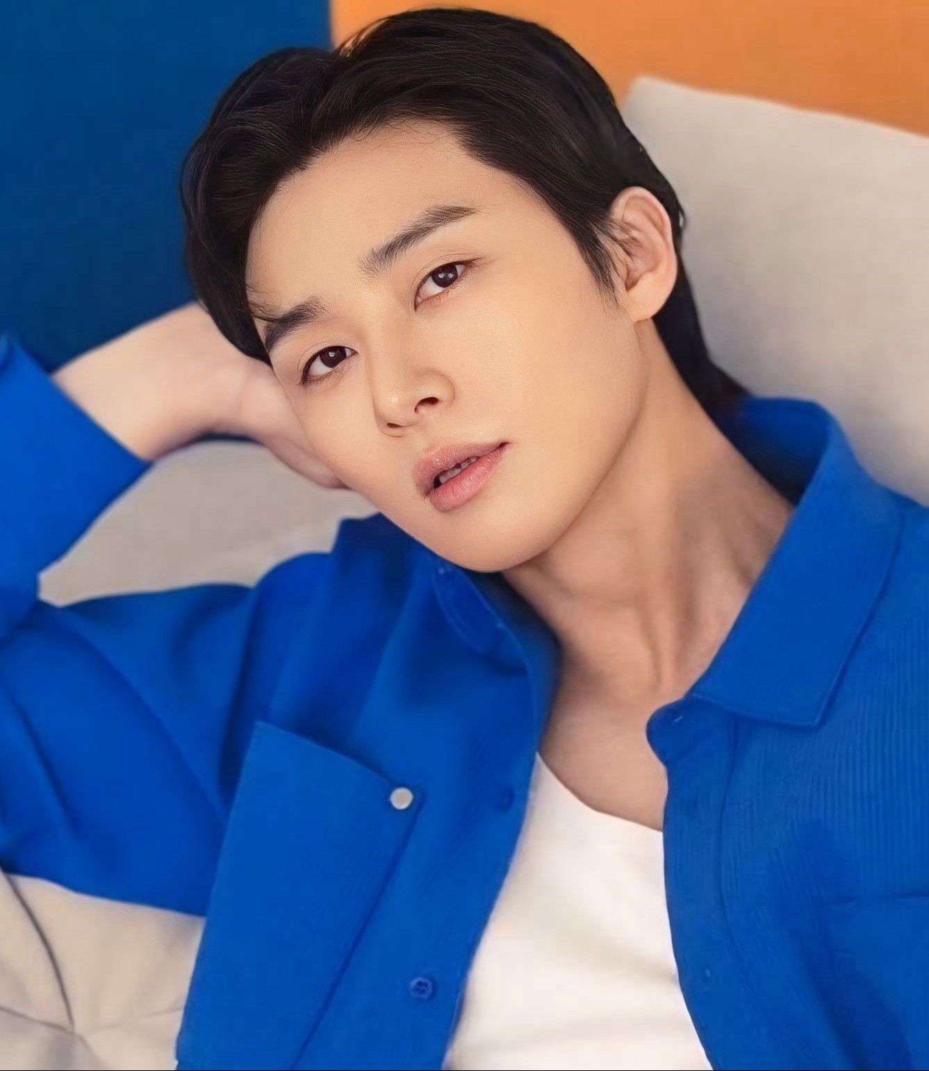A moment captured by a fan of Park Seojoon