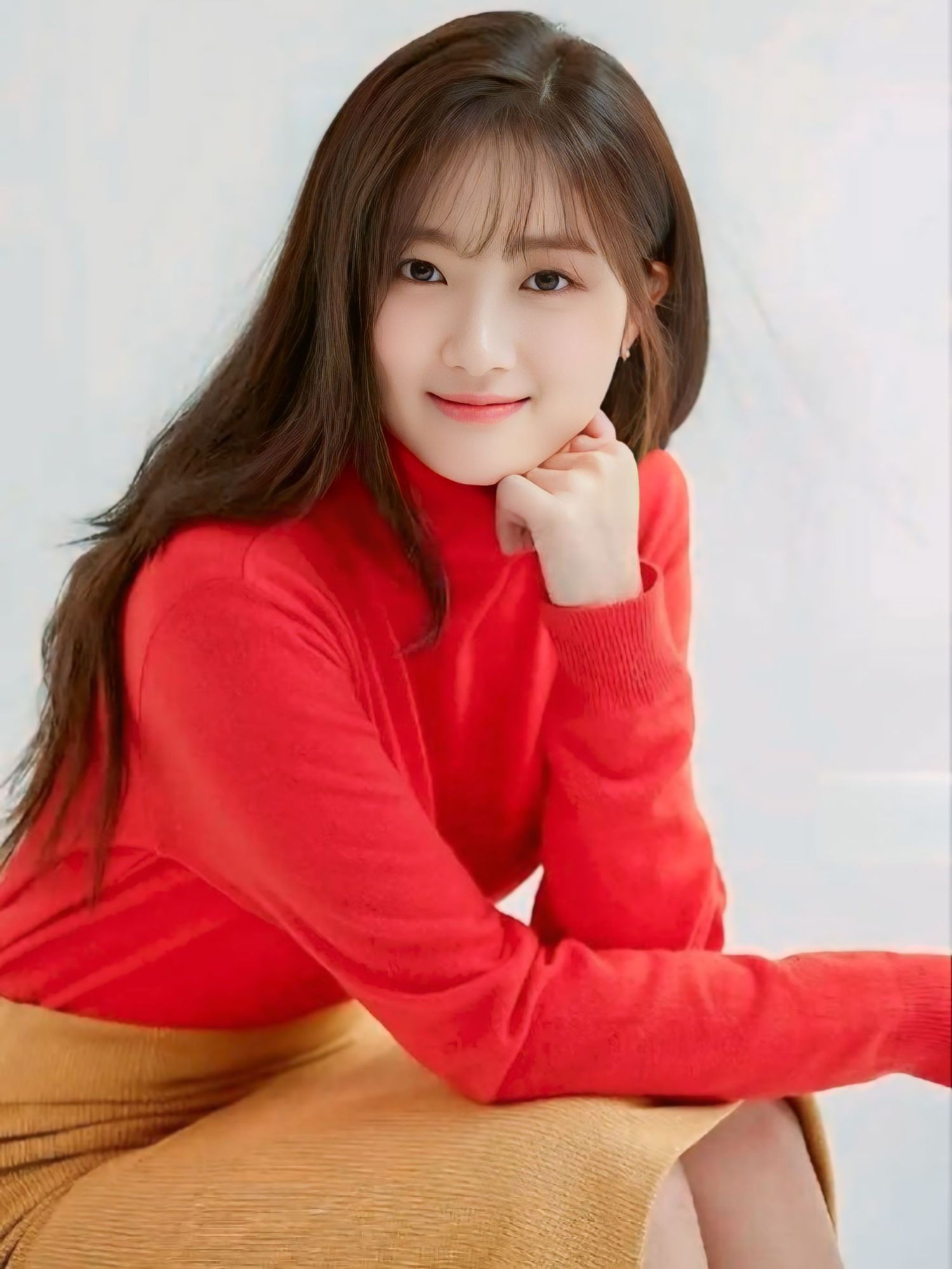 Behind-the-scenes cut of Kim Hyeyoon