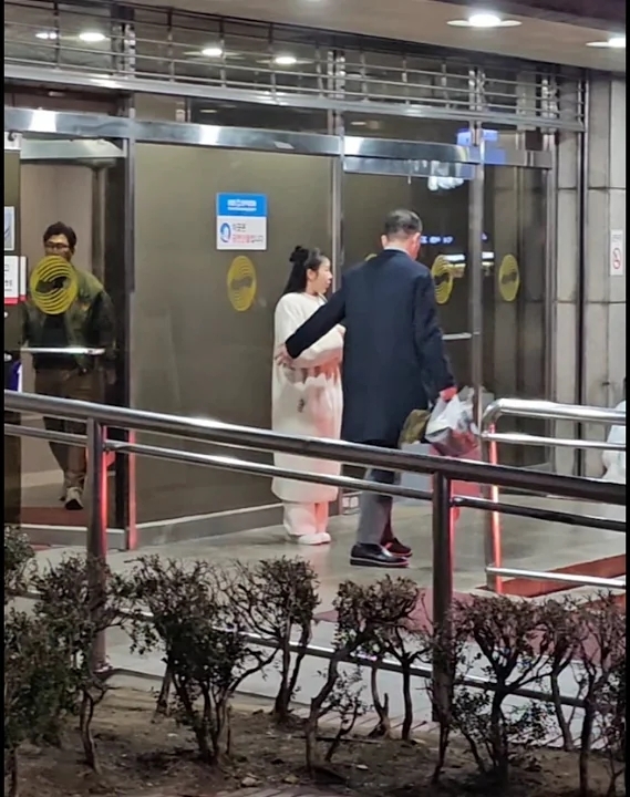 宋歌人的最新照片