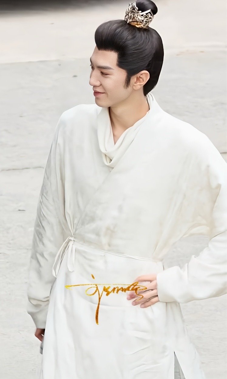 Behind-the-scenes cut of Chen Zhe Yuan