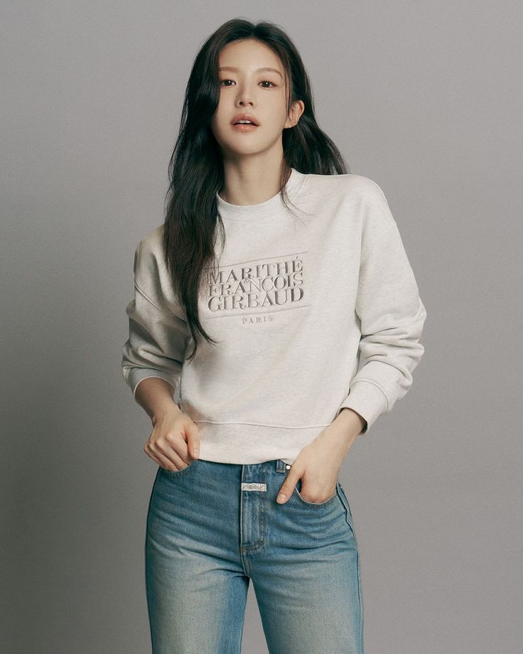 Behind-the-scenes cut of Go Younjung