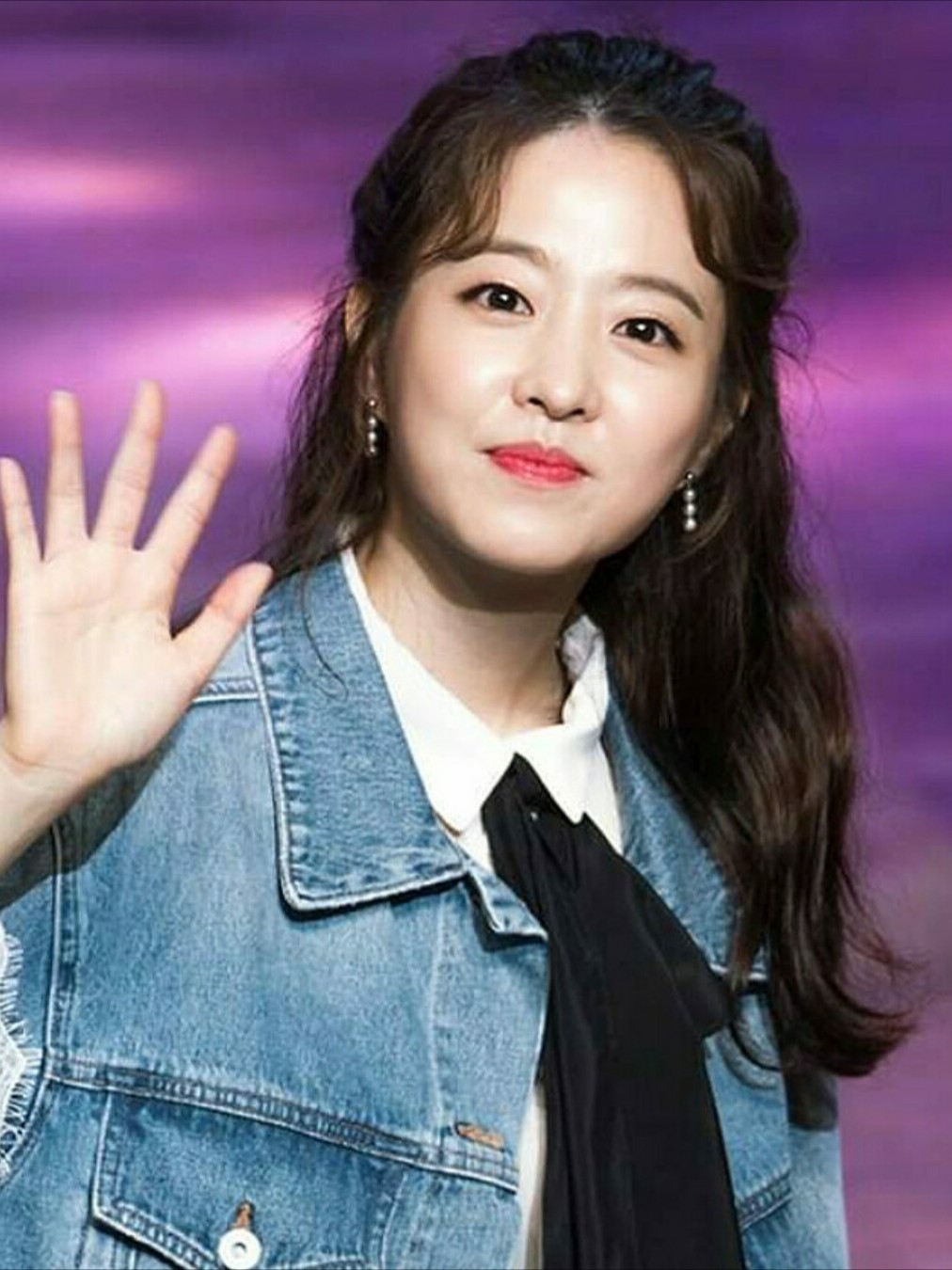 Recent activity shot of Park Boyoung