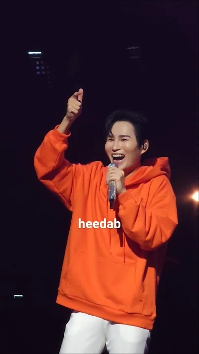 粉丝拍下的金熙栽瞬间