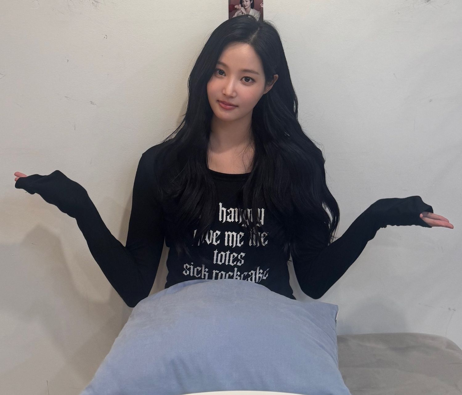A moment captured by a fan of Yeonwoo