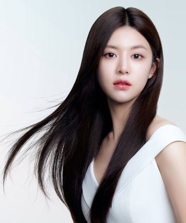 A moment captured by a fan of Go Younjung