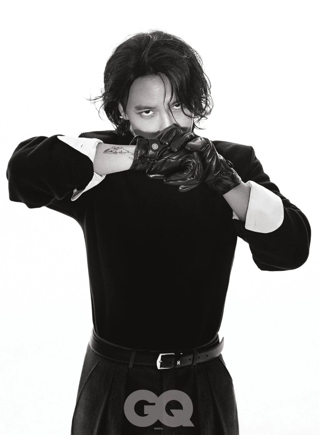 Behind-the-scenes cut of Kim Namgil