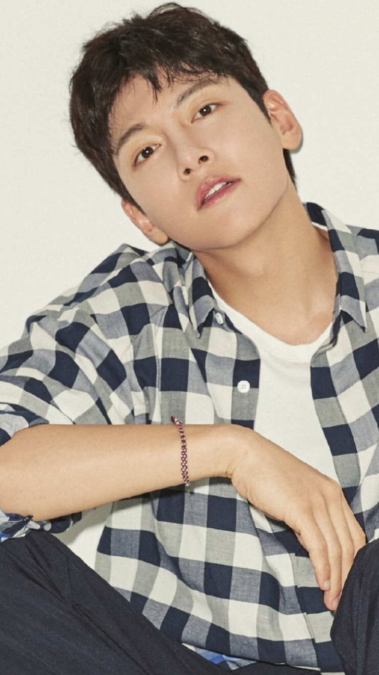 Gambar latar perwakilan yang disukai fandom Ji Changwook