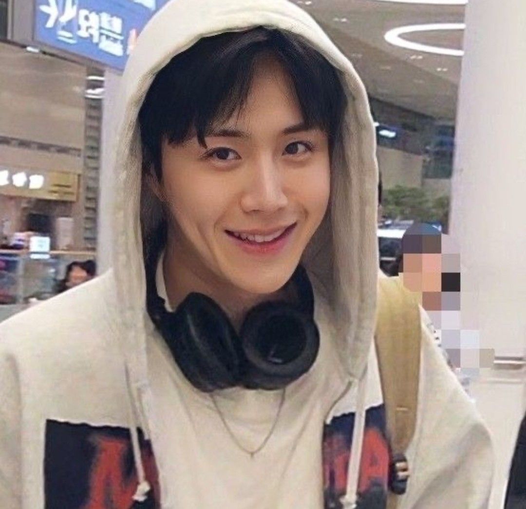 Latest photo of Kim Seonho